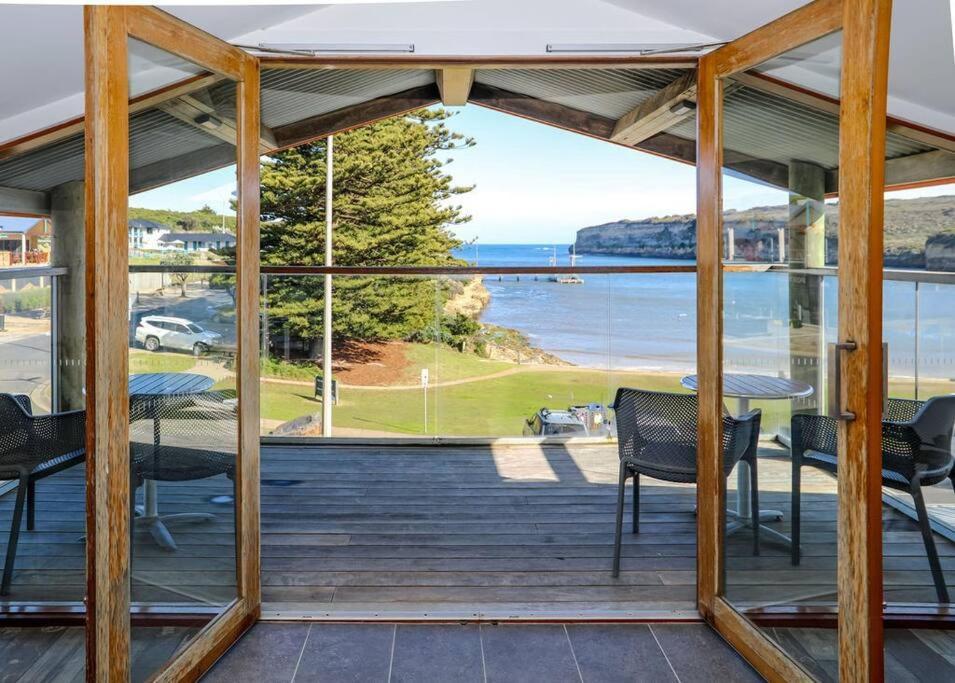 12 Rocks View Loft *